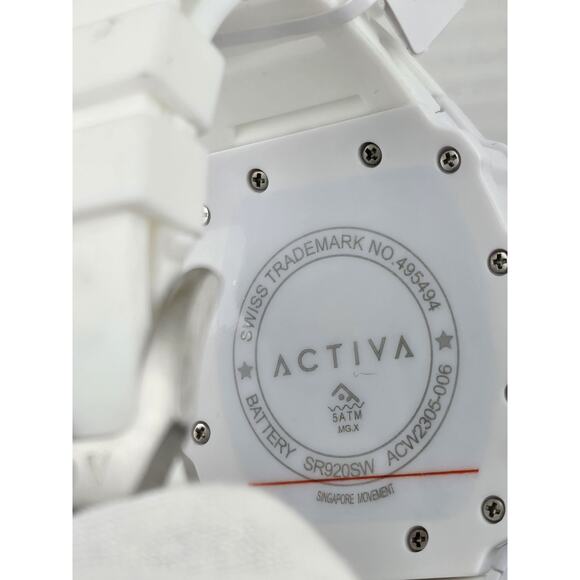 Activa Circuit Invicta Mens Skeleton Dial Quartz Watch New In Box Running - Picture 5 of 11